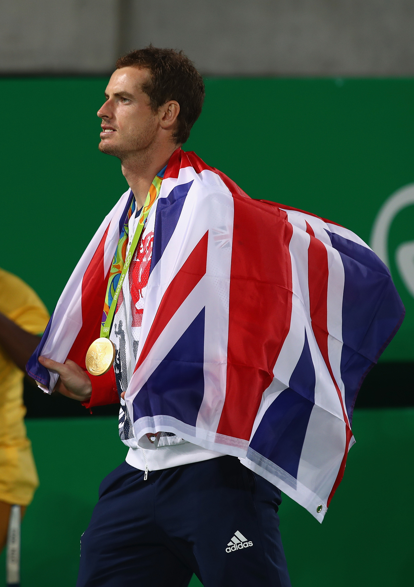 包含日本网球队血洗英国网球队，穆雷送出助攻的词条