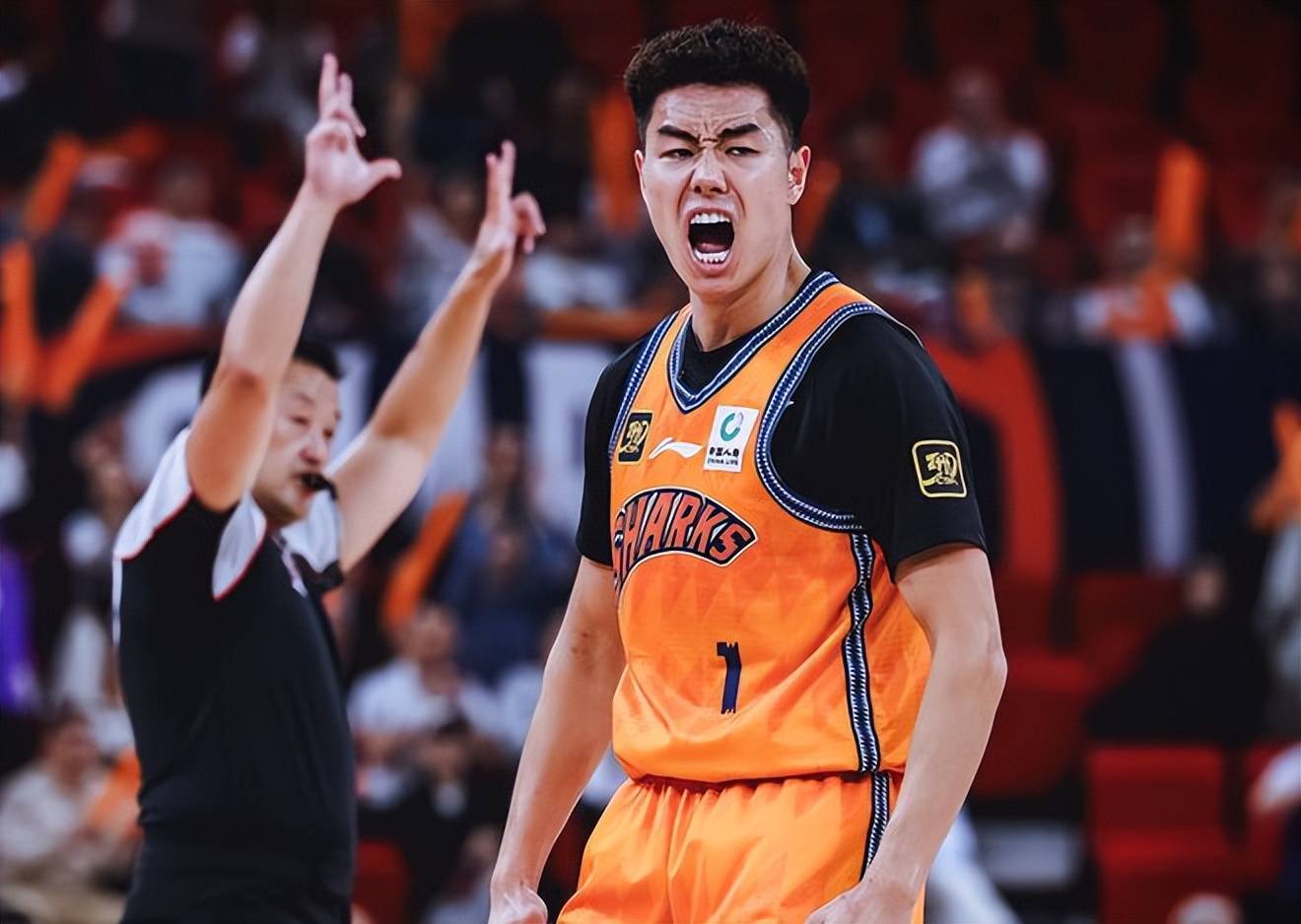 包含终极对抗！CBA战火再次点燃的词条