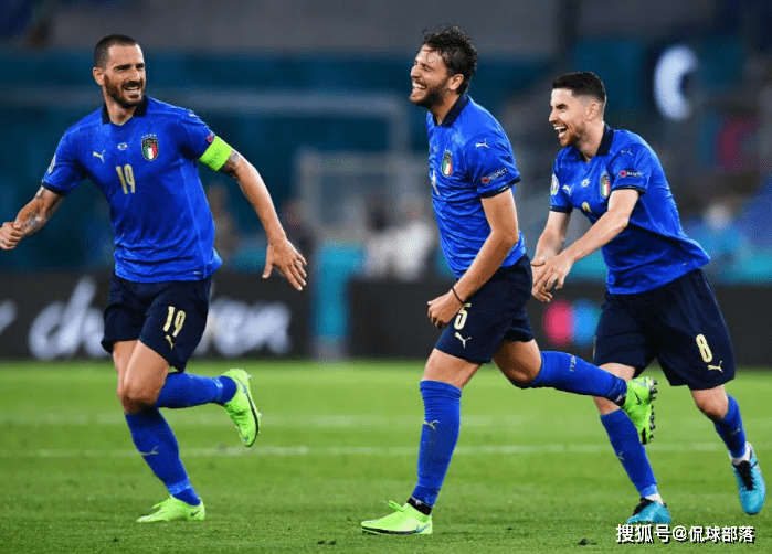 马来西亚队险胜法国队，黄鸭组合带队取胜